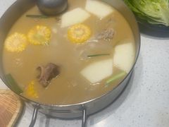 -肥仔文澳门猪骨煲(南京西路店)