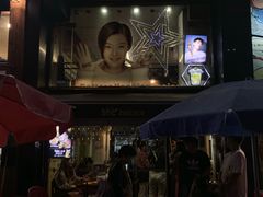 -BHC炸鸡(明洞总店)