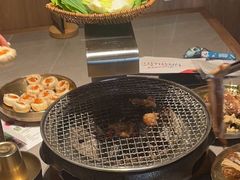 -草家酱蟹炭火烤肉店(珲春南路一店)