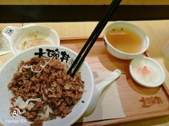 -熊吞·大碗丼烧肉饭(济宁万达广场店)