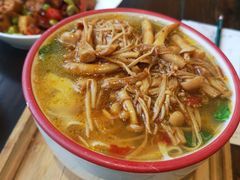 麻辣三菇面-五观堂素食(新华路店)