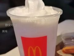 甜品站雪碧麦旋酷-麦当劳(静安寺店)
