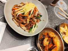 -草家酱蟹炭火烤肉店(珲春南路二店)