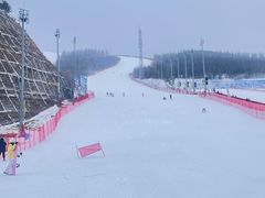 -翠云山银河滑雪场