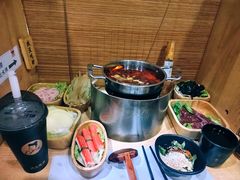 -独食火锅·半米屋台(直营总店)