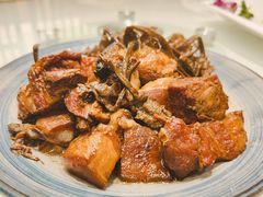 土罐煨花肉-芙蓉凰花园酒楼
