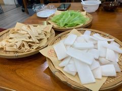 -牧人巷子·大锅羊汤·暴走牛骨(大成路店)