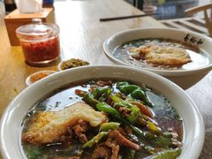 辣椒炒肉-易裕和·长沙米粉(竹塘西路店)