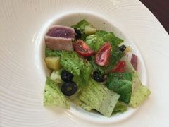 -香格里拉鱼跃地中海西餐厅·牛排披萨
