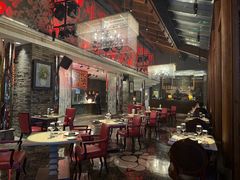 -恰餐厅及酒吧 CHAR Bar & Grill (北京丽都皇冠假日店)