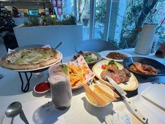 -春树下·树屋花房西餐厅(罍街AS1980店)