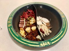 菌汤鸳鸯锅底-有拈头成都市井火锅(老门东店)