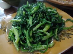 清炒菊花菜-朗妈私房菜(婺女州店)