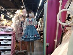 -甜镜物语 LOLITA·汉服·JK制服三坑生活馆(滨江道店)