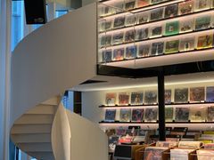 -黑胶星球(华发中城商都店)
