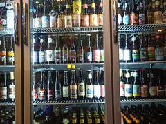 -阿拉道世界精酿啤酒坊(逸翠·尚府店)