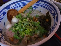 -胡大怪手工酸辣粉(安亭店)