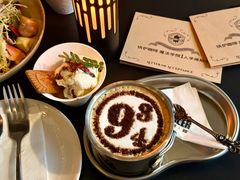 -锅炉咖啡·西餐·音乐酒厂