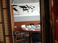 -郭记花江肉馆(青山湖店)