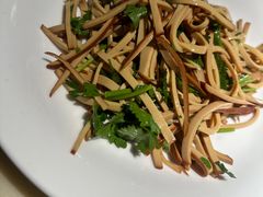 -梁家大院•农家菜(昆山会展中心店)