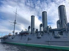 -阿芙乐尔号巡洋舰