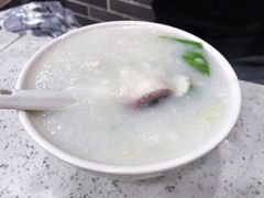 鲜味鱼片粥-银记肠粉(文昌北路店)