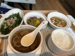 -臻儿屿月子会所(茶山店)