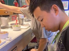 -龍歌自助小火锅(市北CBD万达店)