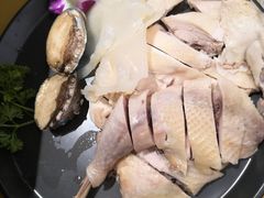 花胶鸡-八珍玉食鸡煲·打边炉(印象城店)