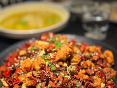 -麻六记(凤凰汇店)