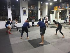 -成杰格斗·拳击·柔术·防身术(建设路店)