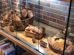 -山下面包坊(湖滨店)