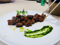 黑椒青酱牛肉粒-将相和·海鲜蒸饺大连菜