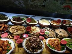 -闯关东东北农家菜(崂山石老人店)
