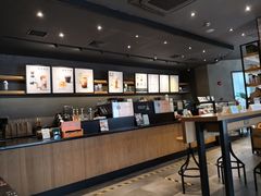 -星巴克(西藏路店)