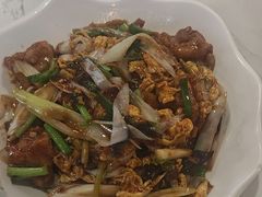 -东口码头·烧鸽子·鱼头泡饼·地方菜(金鹰悦城店)