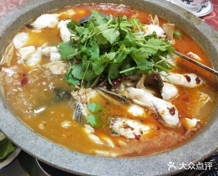 乡味阁土菜馆(温汤店)石锅鱼图片