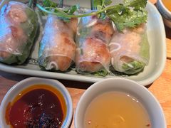 -大头虾越式风味餐厅(光明广场店)