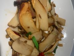 杏鲍菇腊肉-花椒笑成都小馆(百脑汇店)
