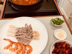 -品海楼·大连海胆锅贴馆(东港店)