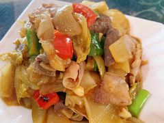 酸菜炒猪肚-国生茶庄·地道农家菜团建活动