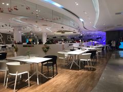 用餐区-国际青年会议酒店-苏莱斯餐厅
