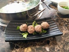 手打牛筋丸-许府牛杂·鲜牛肉火锅(梁溪万达店)