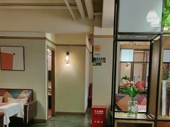 -意卡菲·欢乐聚会餐厅(华侨店)