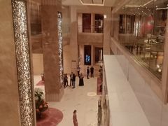 -怡咖啡海鲜自助餐厅(浦东香格里拉店)