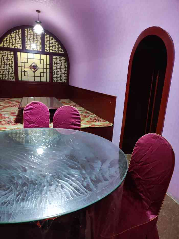 别有洞天山庄-"上菜速度太慢了,2点去的,6点还没上完菜.