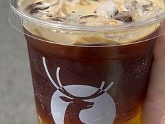 -瑞幸咖啡(田贝地铁站D出入口店)