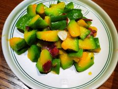 -云海肴·汽锅鸡·云南菜(天山百盛优客店)