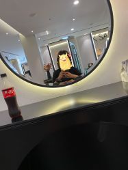 -SWANK SALON