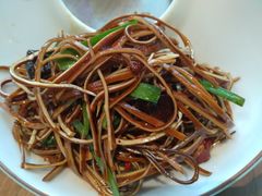 -有红鸡毛店·川菜(建设路店)